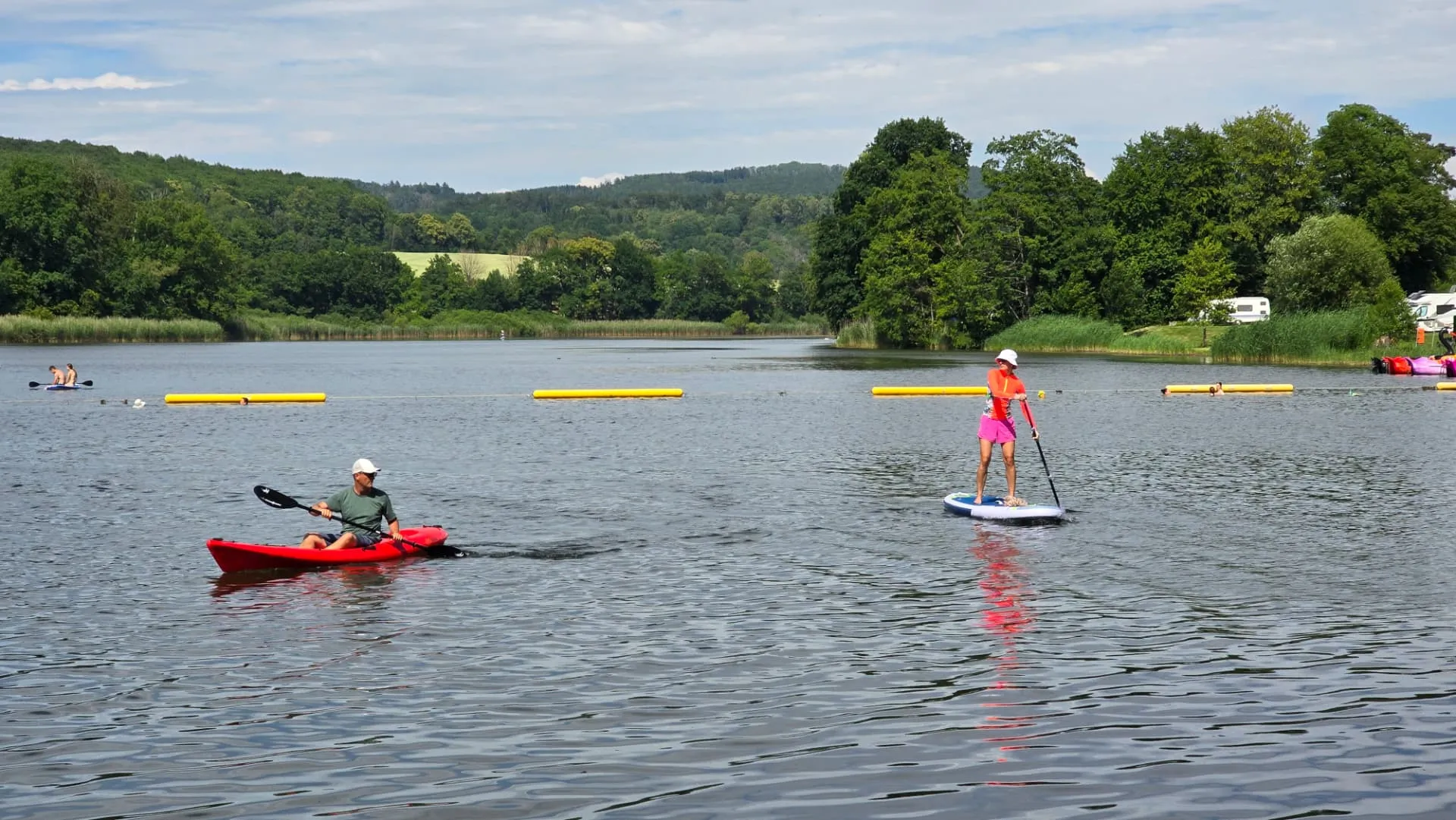 Stand-up-Paddling auf dem Gederner See